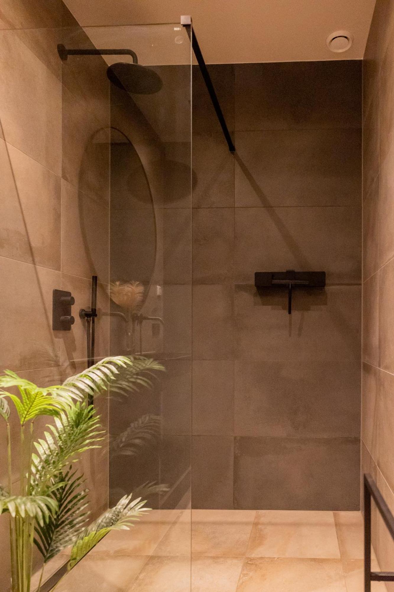 アッペルスカ Midden In De Bossen Bij Schapendrift 29ヴィラ エクステリア 写真
